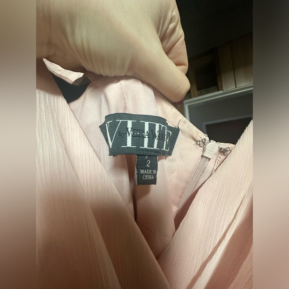 White By Vera Wang brand new with tags blush pink size 2 gown with satin belt - Picture 4 of 11